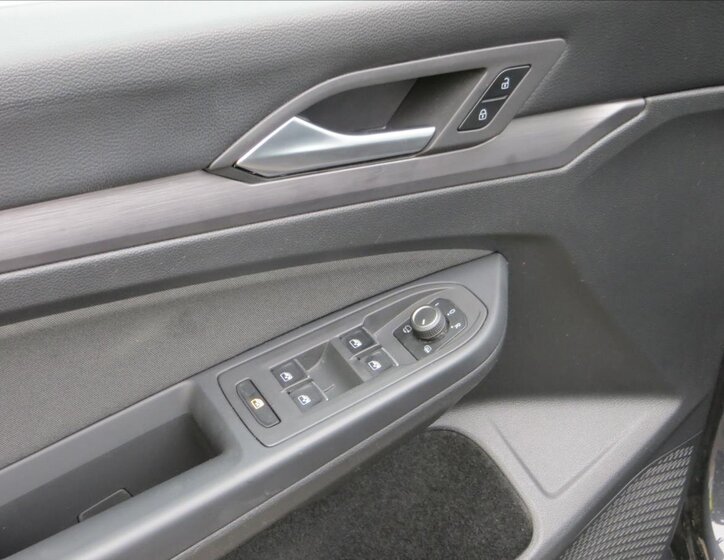 Volkswagen Golf Kombi 1,5 l 110 kw