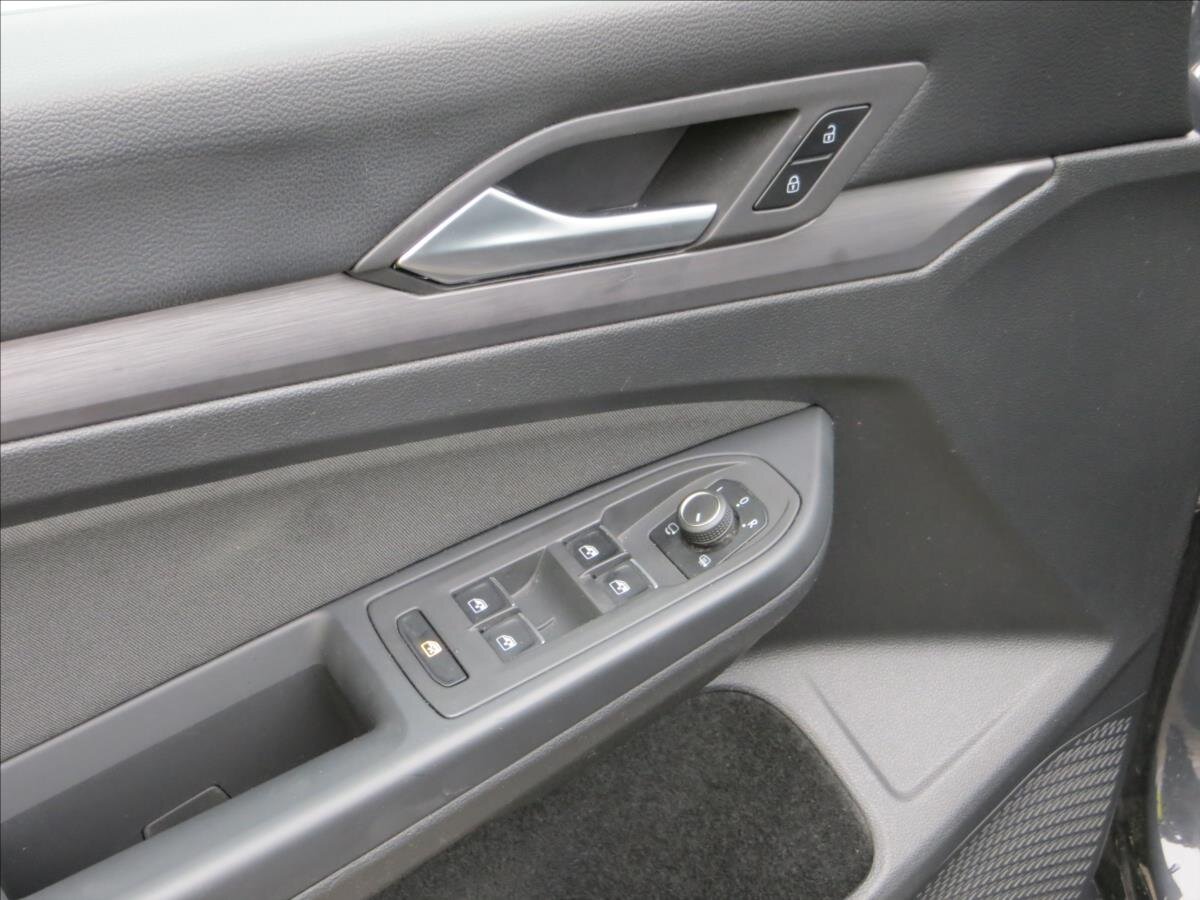 Volkswagen Golf Kombi 1,5 l 110 kw