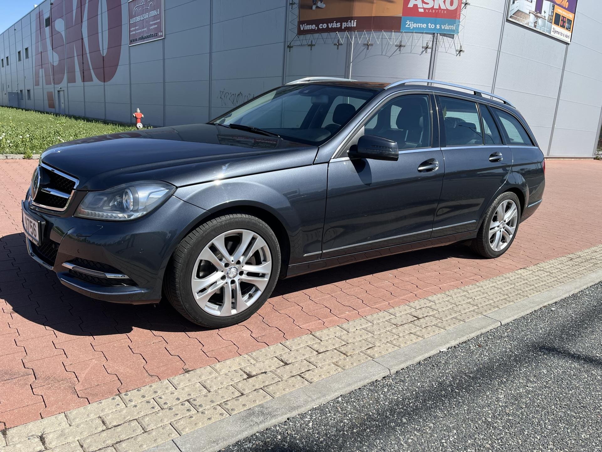 Mercedes-Benz Třídy C Kombi 1,8 l 135 kw