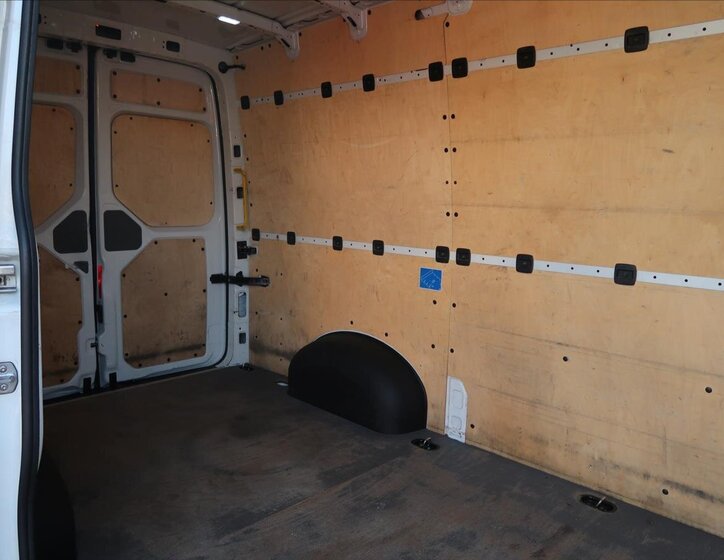 Volkswagen Crafter Ostatní 2,0 l 103 kw