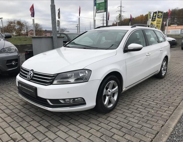 Volkswagen Passat Kombi 2,0 l 103 kw