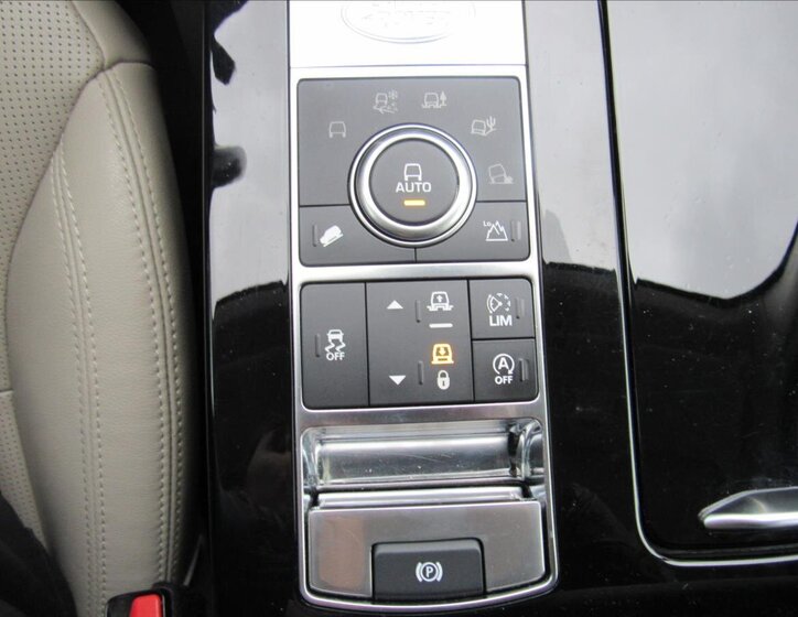 Land Rover Discovery 26