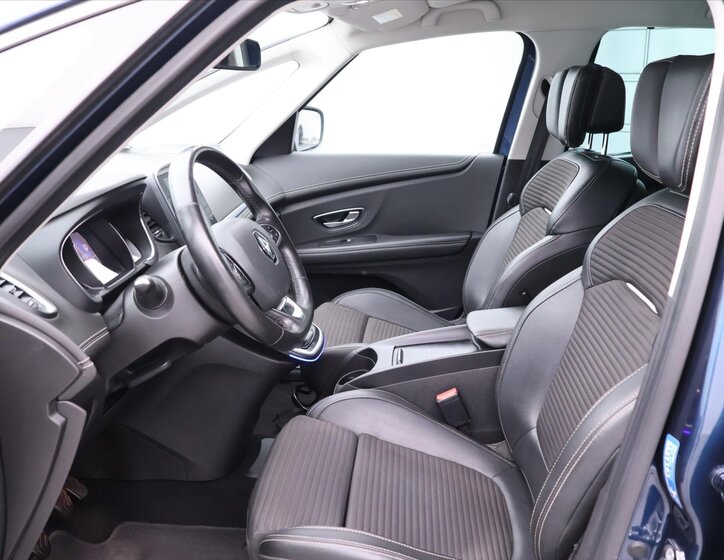 Renault Grand Scénic 11