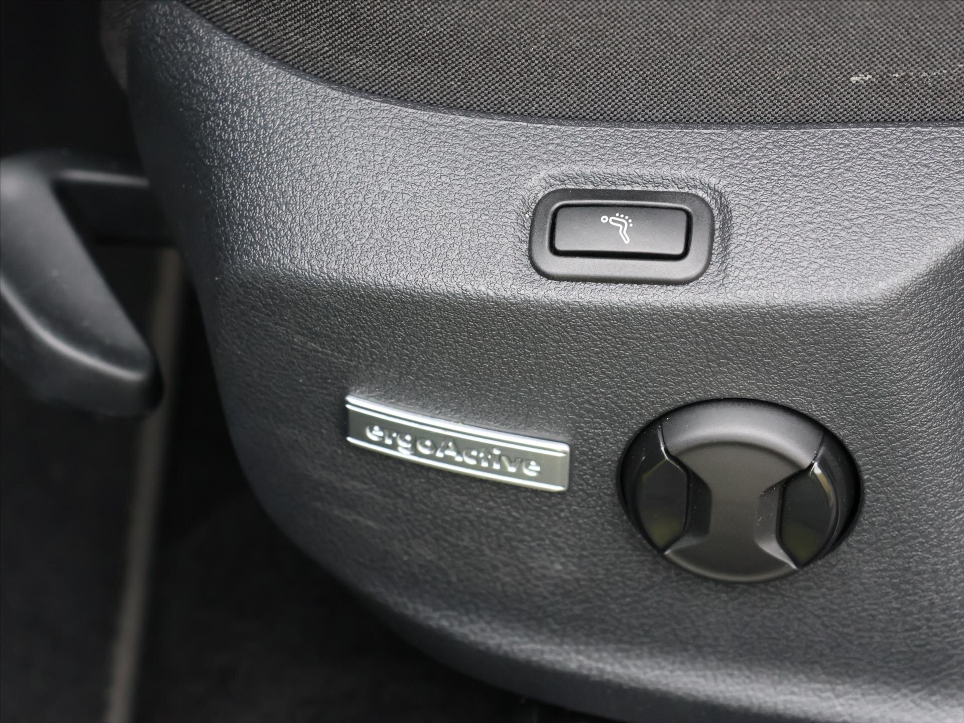 Volkswagen Golf Kombi 1,5 l 110 kw