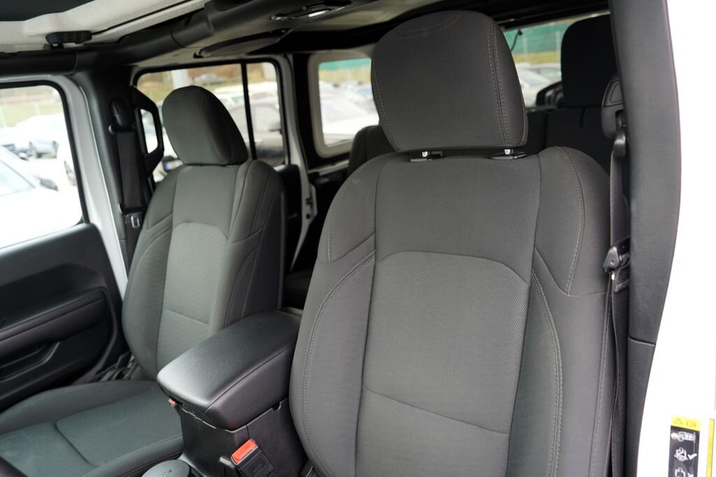 Jeep Wrangler SUV / Terénní 2,1 l 147 kw