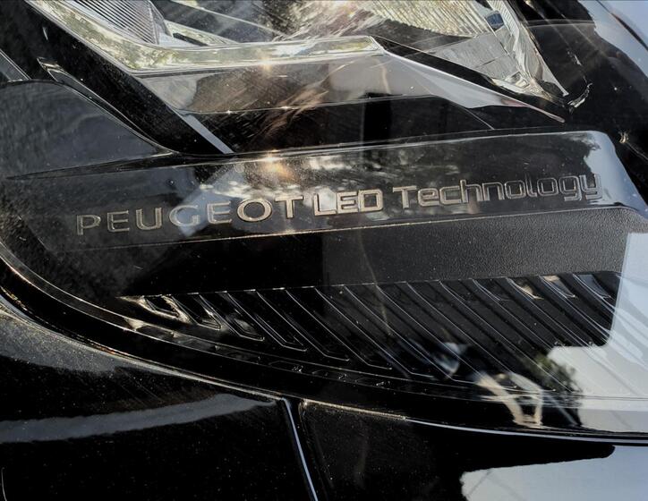 Peugeot 2008 44