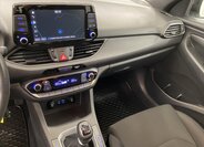 Hyundai i30 16