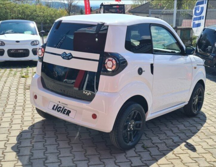 Ligier Ostatní Hatchback 499,0 6 kw