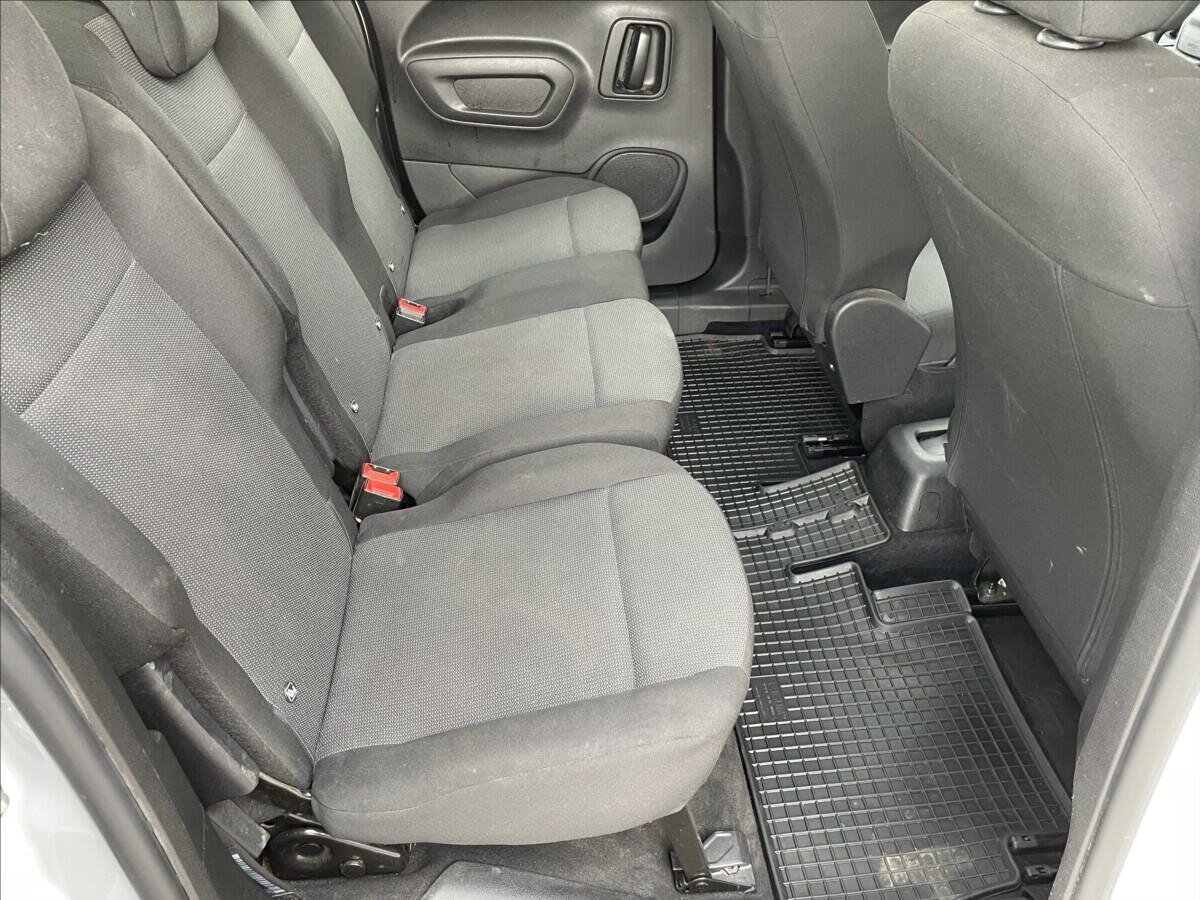 Peugeot Rifter Sedan / Limuzína 1,5 l 75 kw