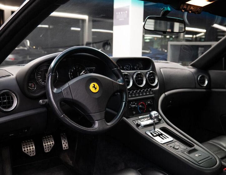 Ferrari 550 Kupé 5,5 l 357 kw