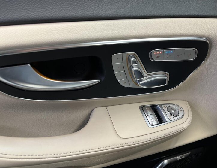 Mercedes-Benz Třídy V MPV 2,0 l 174 kw