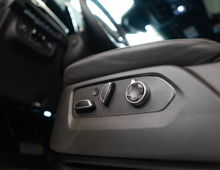 Cadillac Escalade SUV 6,2 l 313 kw