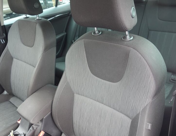 Škoda Octavia Sedan / Limuzína 2,0 l 110 kw