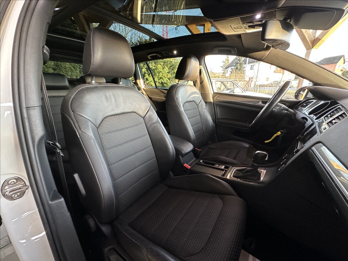 Volkswagen Golf Kombi 2,0 l 135 kw