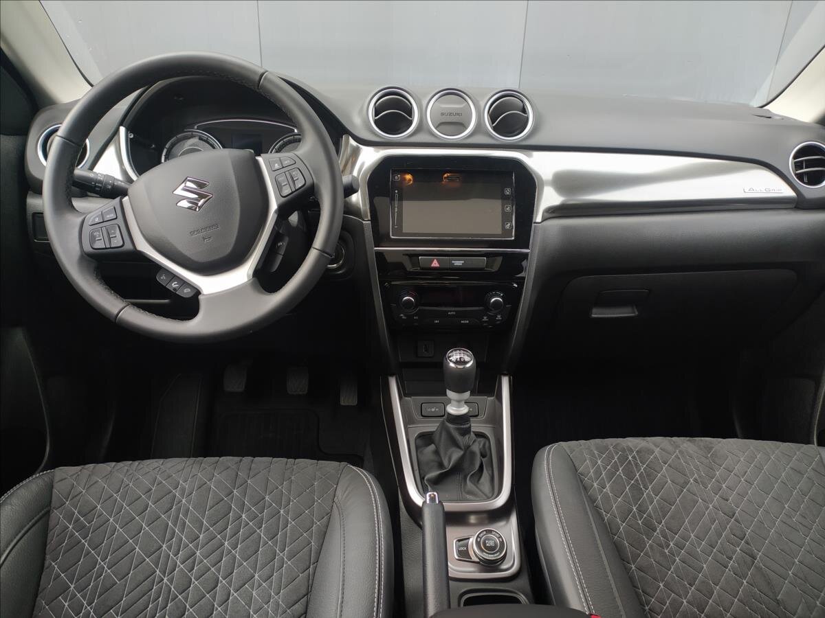 Suzuki Vitara SUV 1,4 l 95 kw
