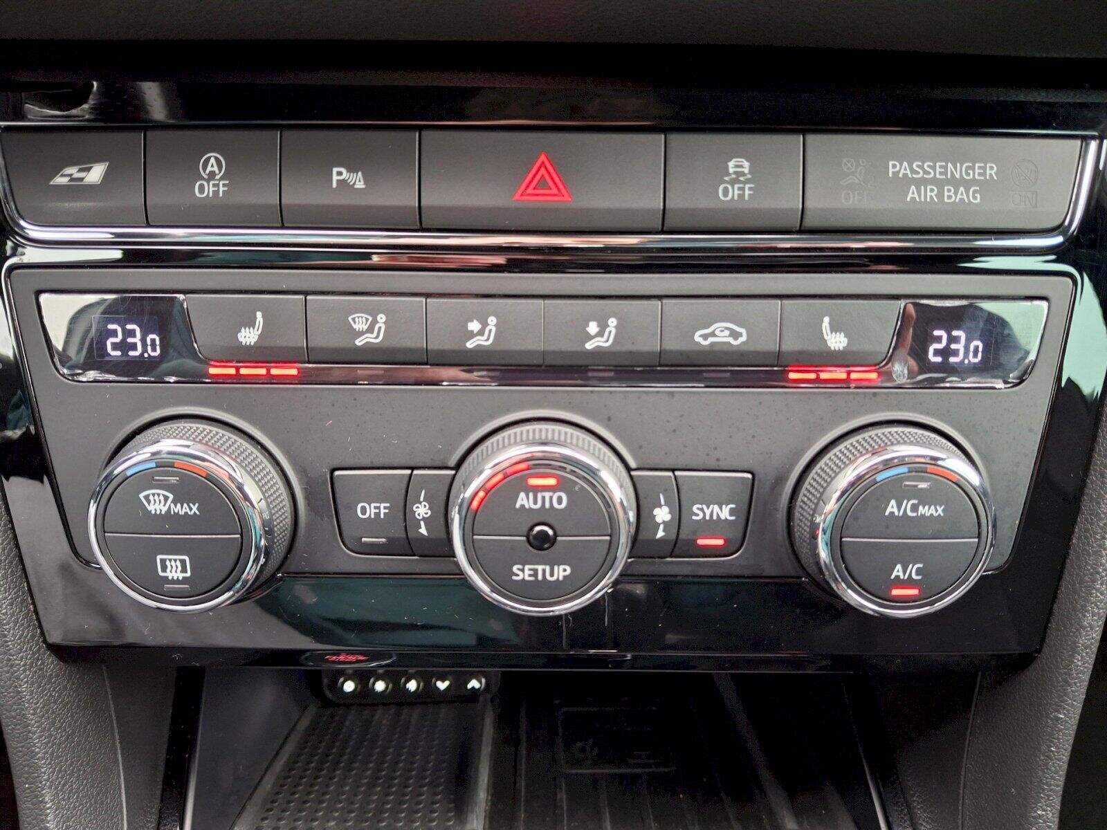 Seat Leon Kombi 2,0 l 221 kw