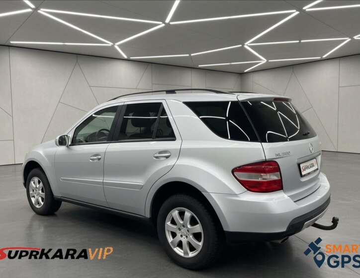 Mercedes-Benz Třídy M SUV / Terénní 3,5 l 200 kw