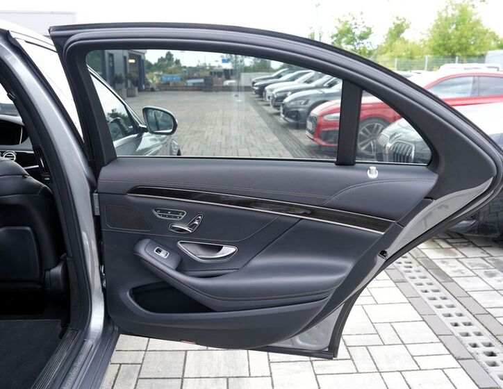 Mercedes-Benz Třídy S 18