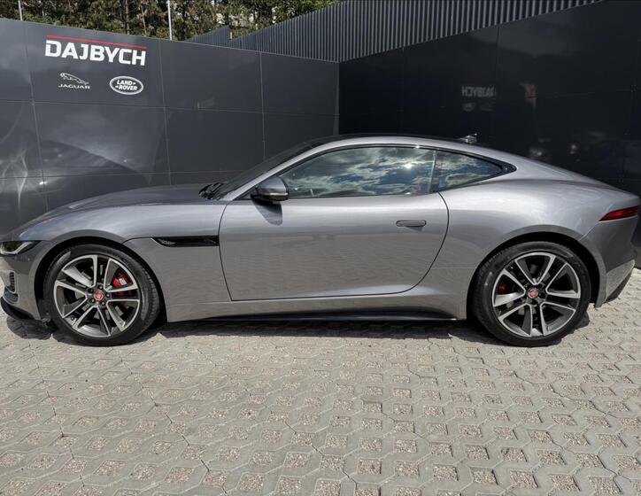 Jaguar F-Type 5