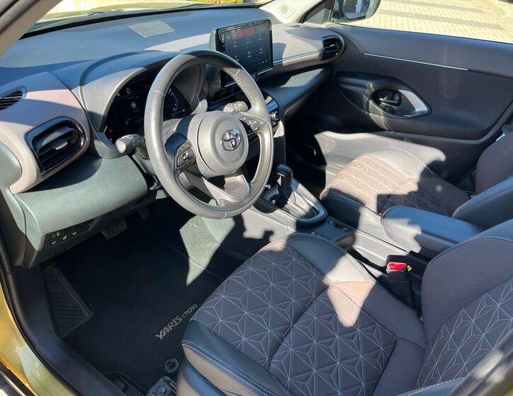 Toyota Yaris Cross SUV / Terénní 1,5 l 68 kw