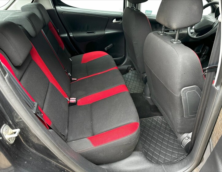 Peugeot 207 14