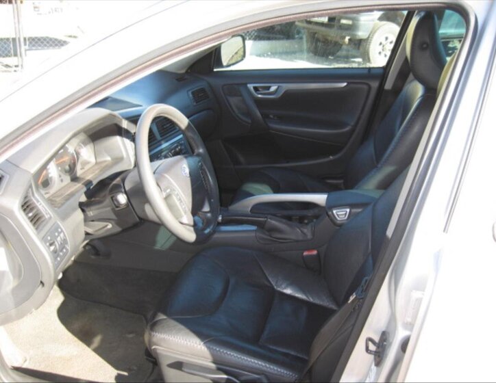 Volvo XC70 Kombi 2,4 l 120 kw