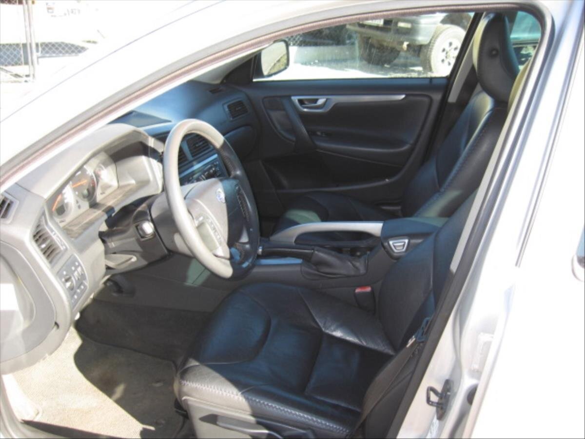 Volvo XC70 Kombi 2,4 l 120 kw