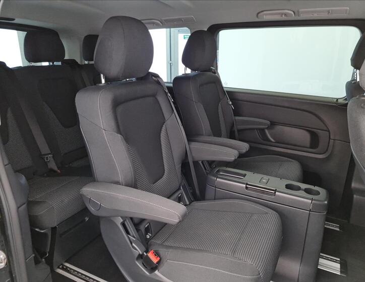 Mercedes-Benz Třídy V 17