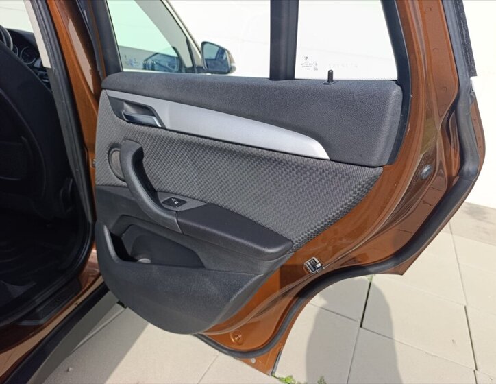 BMW X1 SUV / Terénní 2,0 l 110 kw