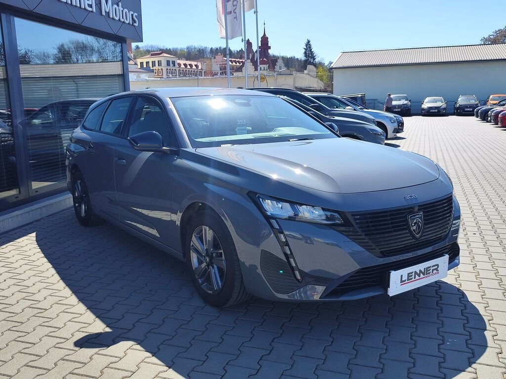 Peugeot 308 Kombi 1,2 l 96 kw