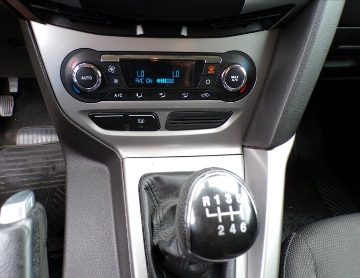 Ford Focus Kombi 1,6 l 70 kw