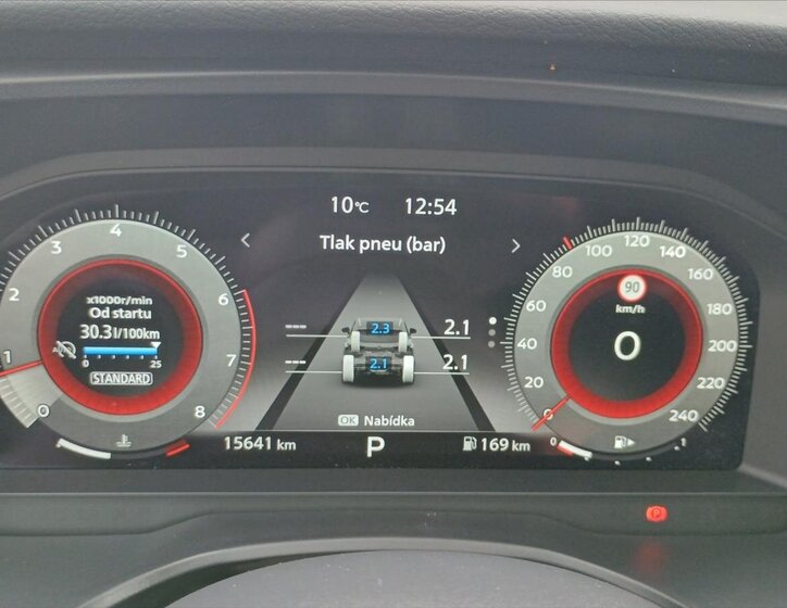 Nissan Qashqai SUV / Terénní 1,3 l 116 kw