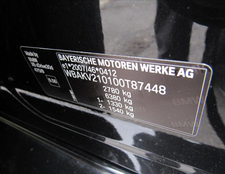 BMW X6 SUV / Terénní 3,0 l 190 kw