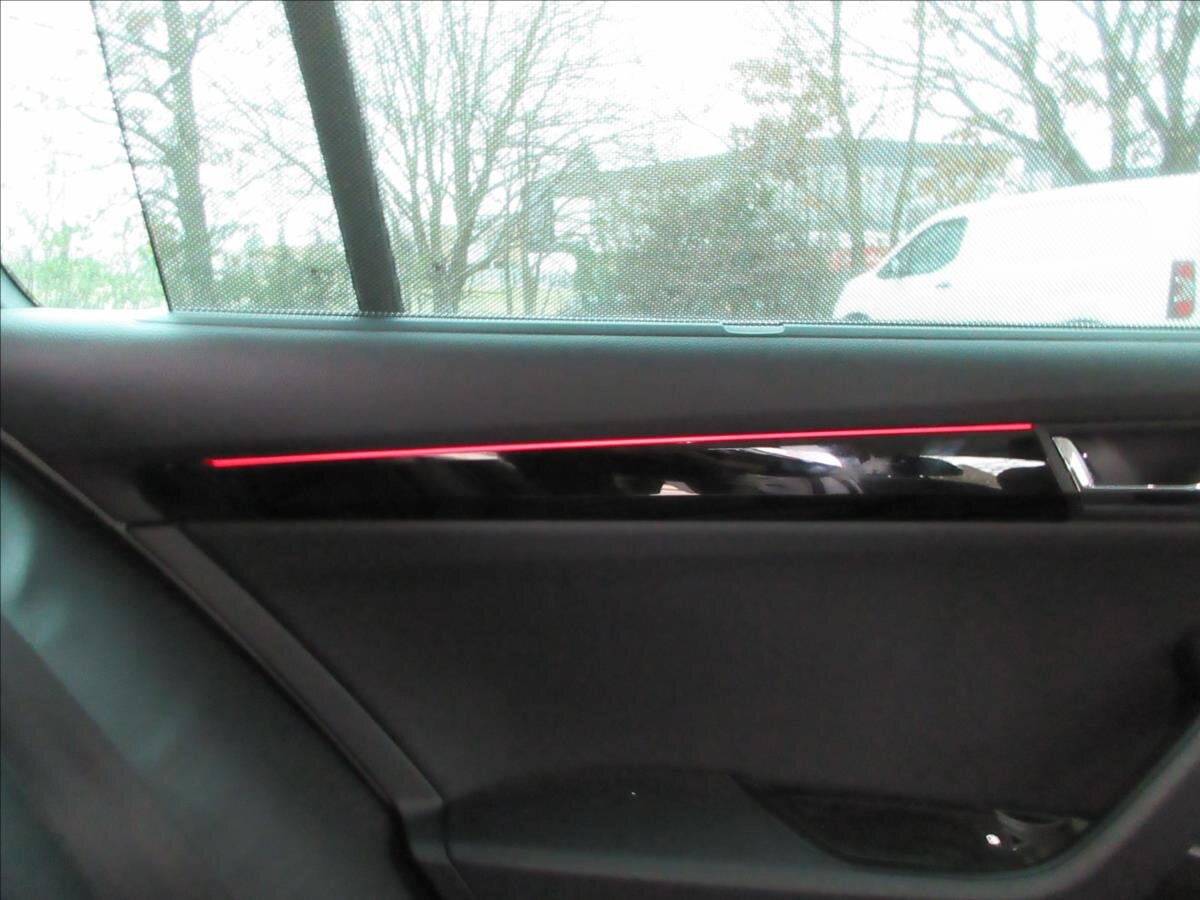 Škoda Superb Kombi 2,0 l 110 kw