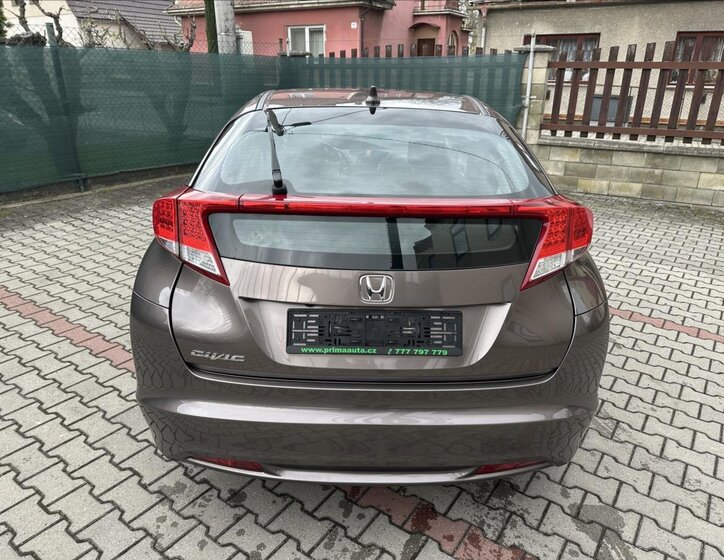 Honda Civic Hatchback 1,8 l 104 kw
