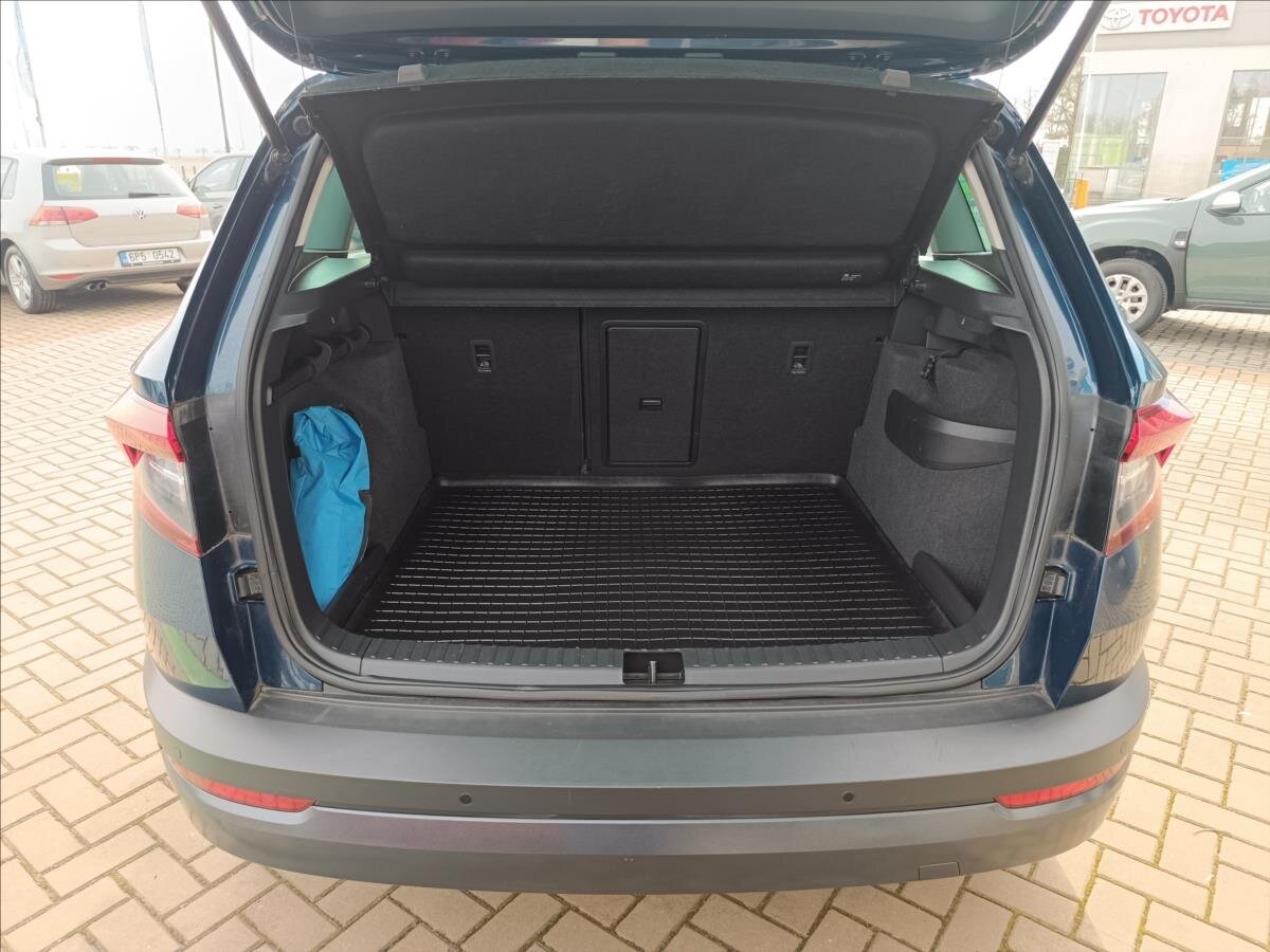 Škoda Karoq SUV / Terénní 1,5 l 110 kw