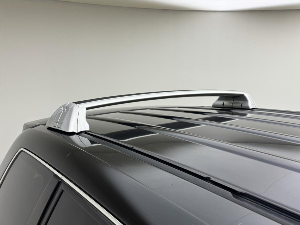 Volkswagen Touareg SUV / Terénní 3,0 l 165 kw