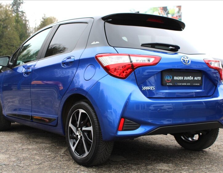 Toyota Yaris Kombi 1,5 l 82 kw
