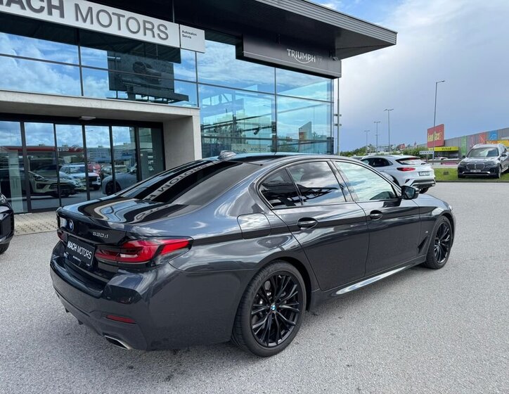 BMW Řada 5 Sedan / Limuzína 3,0 l 210 kw