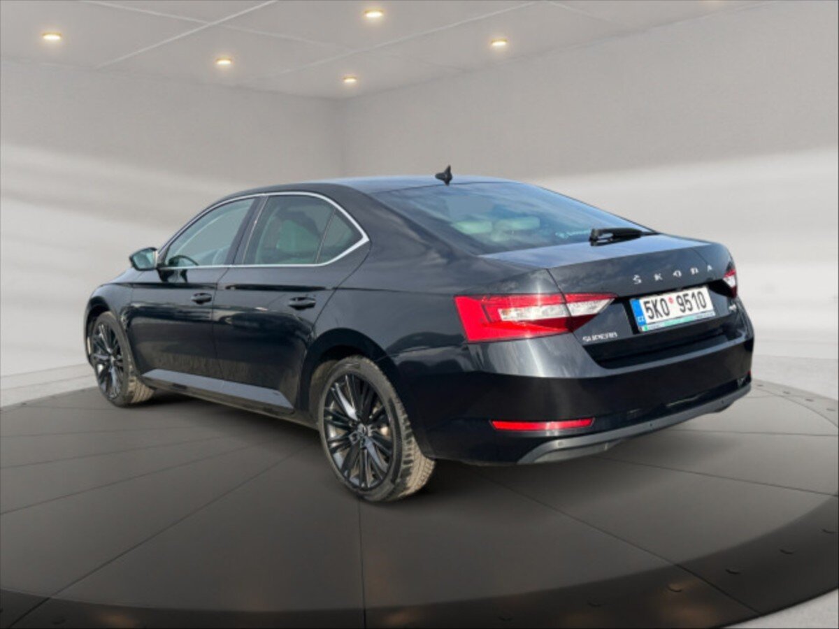 Škoda Superb Liftback 2,0 l 147 kw