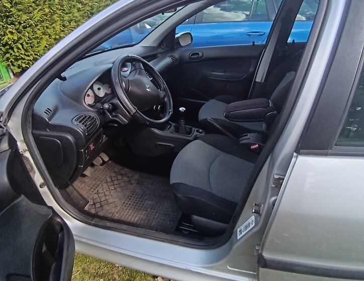 Peugeot 206 Kombi 1,4 l 50 kw