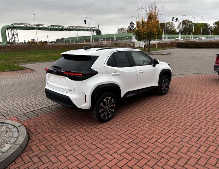 Toyota Yaris Cross 5