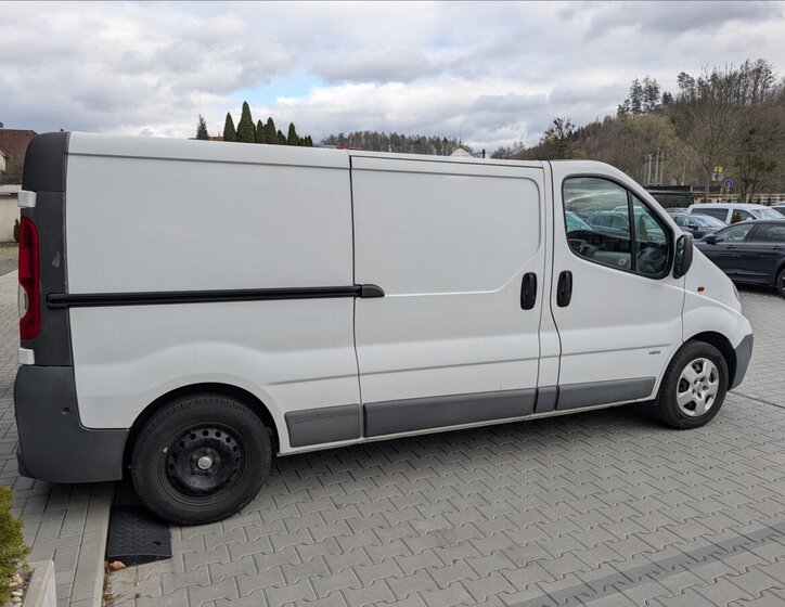 Opel Vivaro Skříň 2,0 l 84 kw