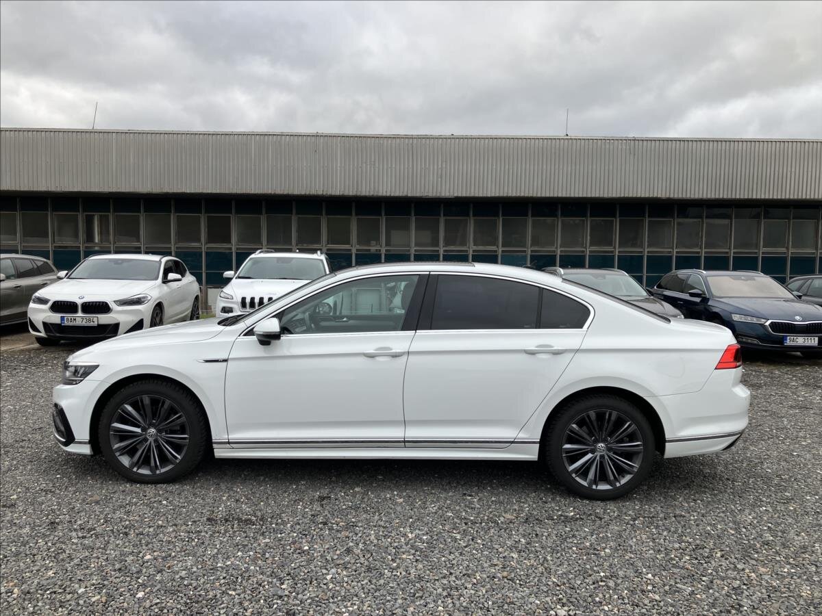 Volkswagen Passat Sedan / Limuzína 2,0 l 110 kw