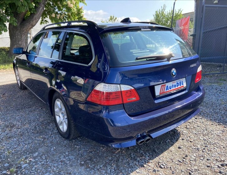 BMW Řada 5 Kombi 3,0 l 145 kw