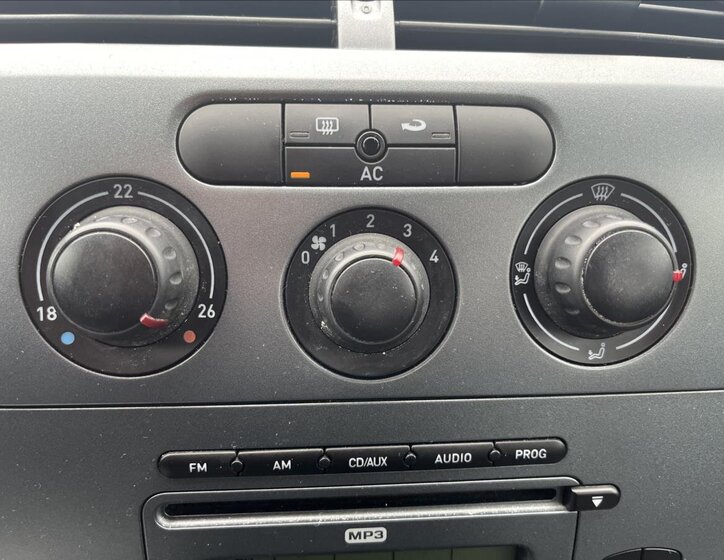 Seat Leon Hatchback 1,4 l 63 kw