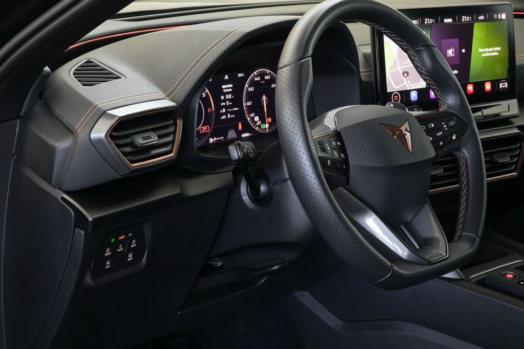 Cupra Formentor SUV / Terénní 2,0 l 110 kw