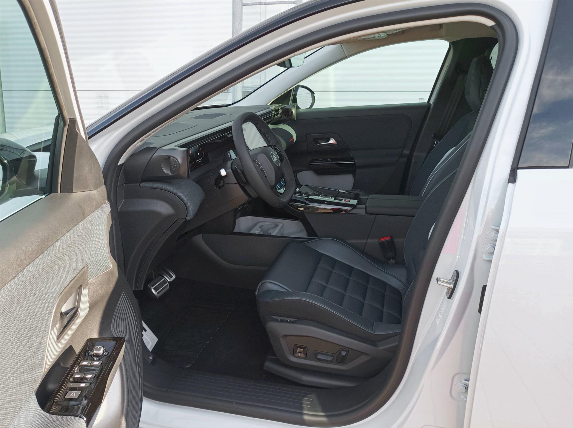Citroën C5 Aircross SUV / Terénní 1,2 l 107 kw