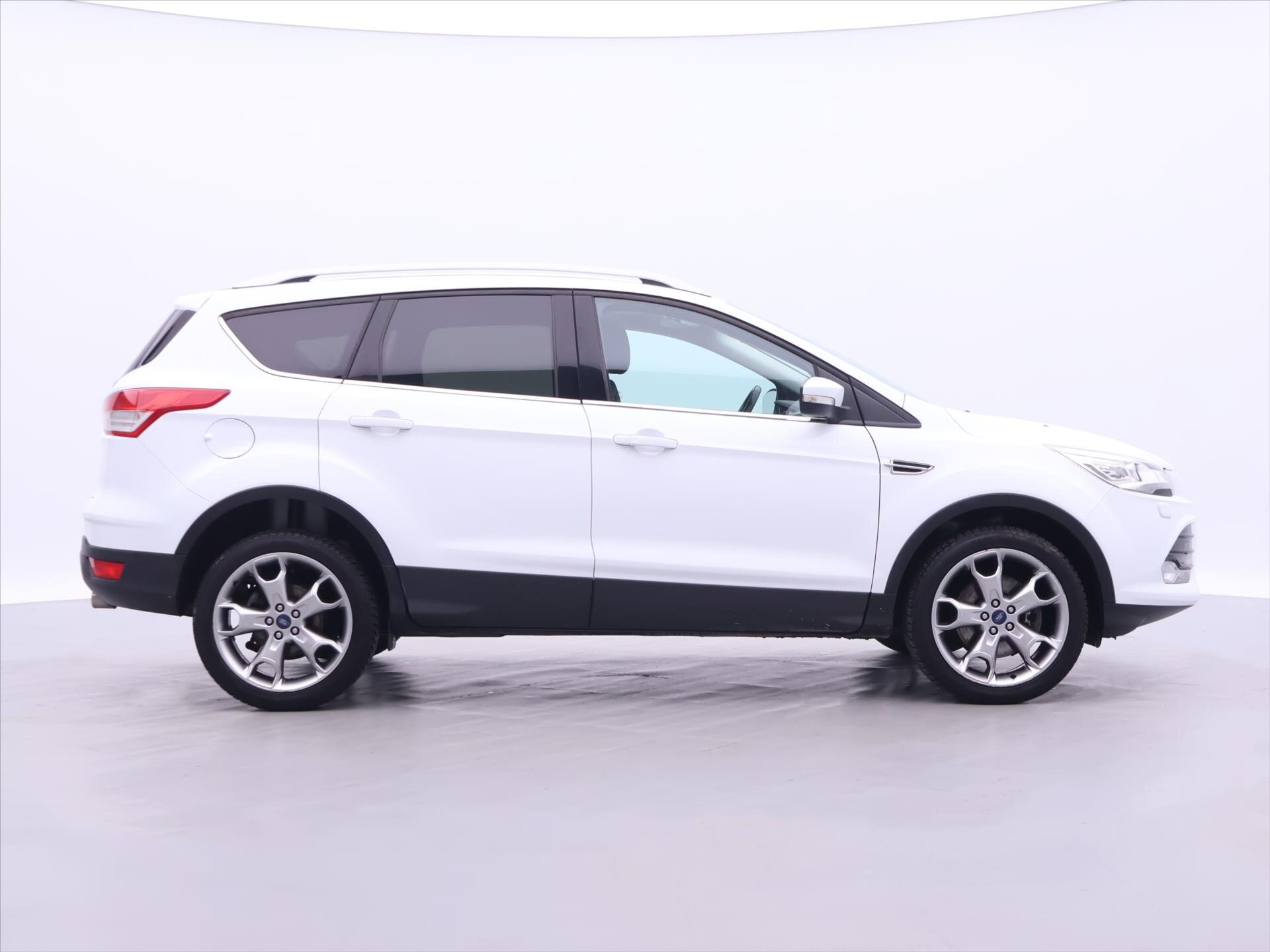 Ford Kuga SUV / Terénní 2,0 l 120 kw