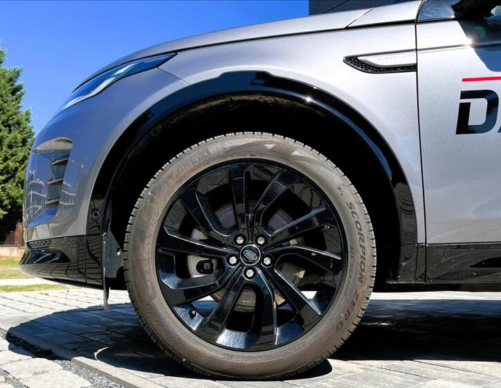 Land Rover Discovery Sport 3